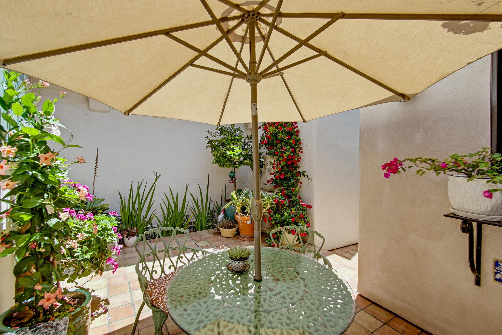Virtual tour photo 31 of 53 for 391 Via Del Norte