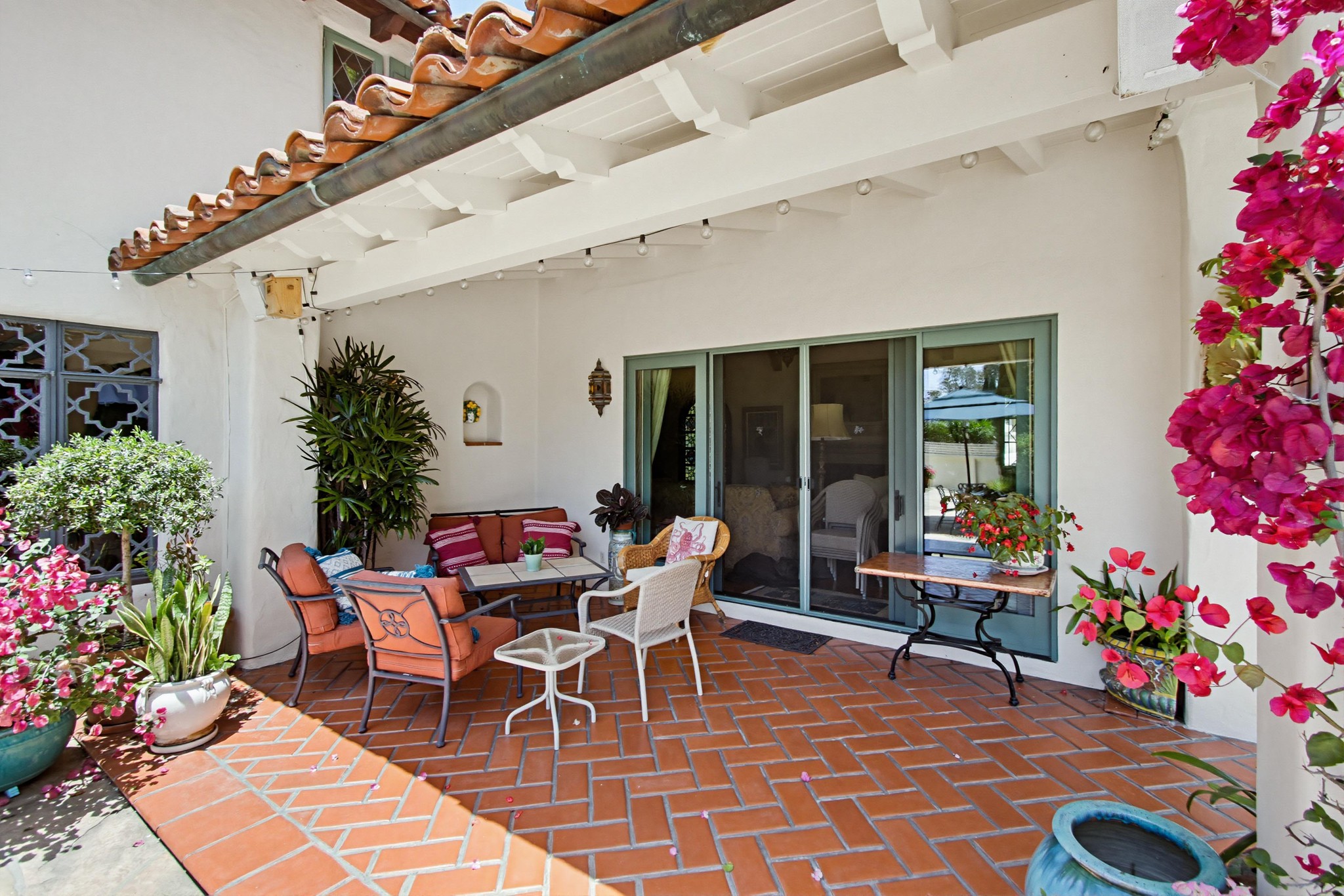 Virtual tour photo 32 of 53 for 391 Via Del Norte