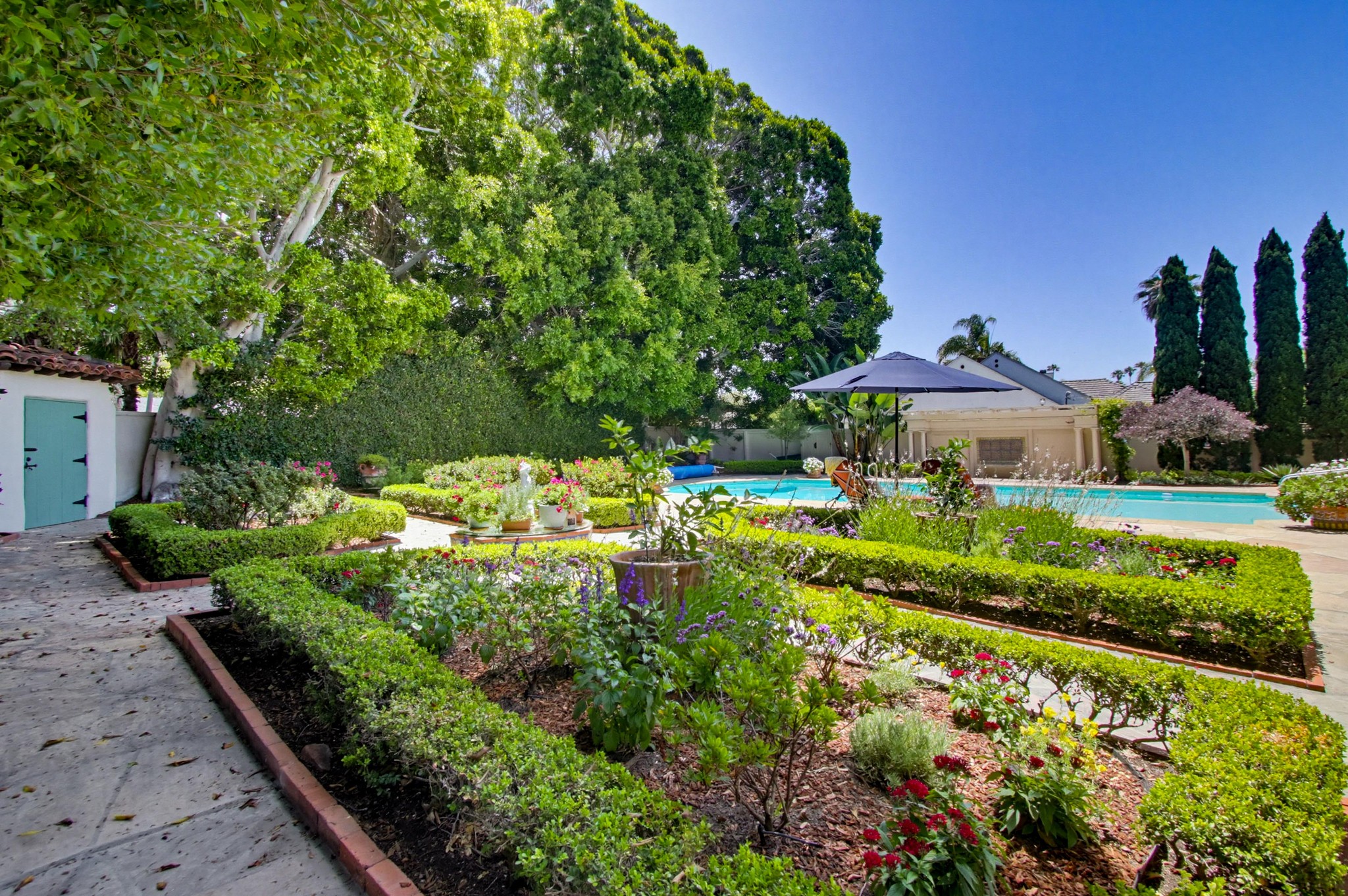 Virtual tour photo 35 of 53 for 391 Via Del Norte