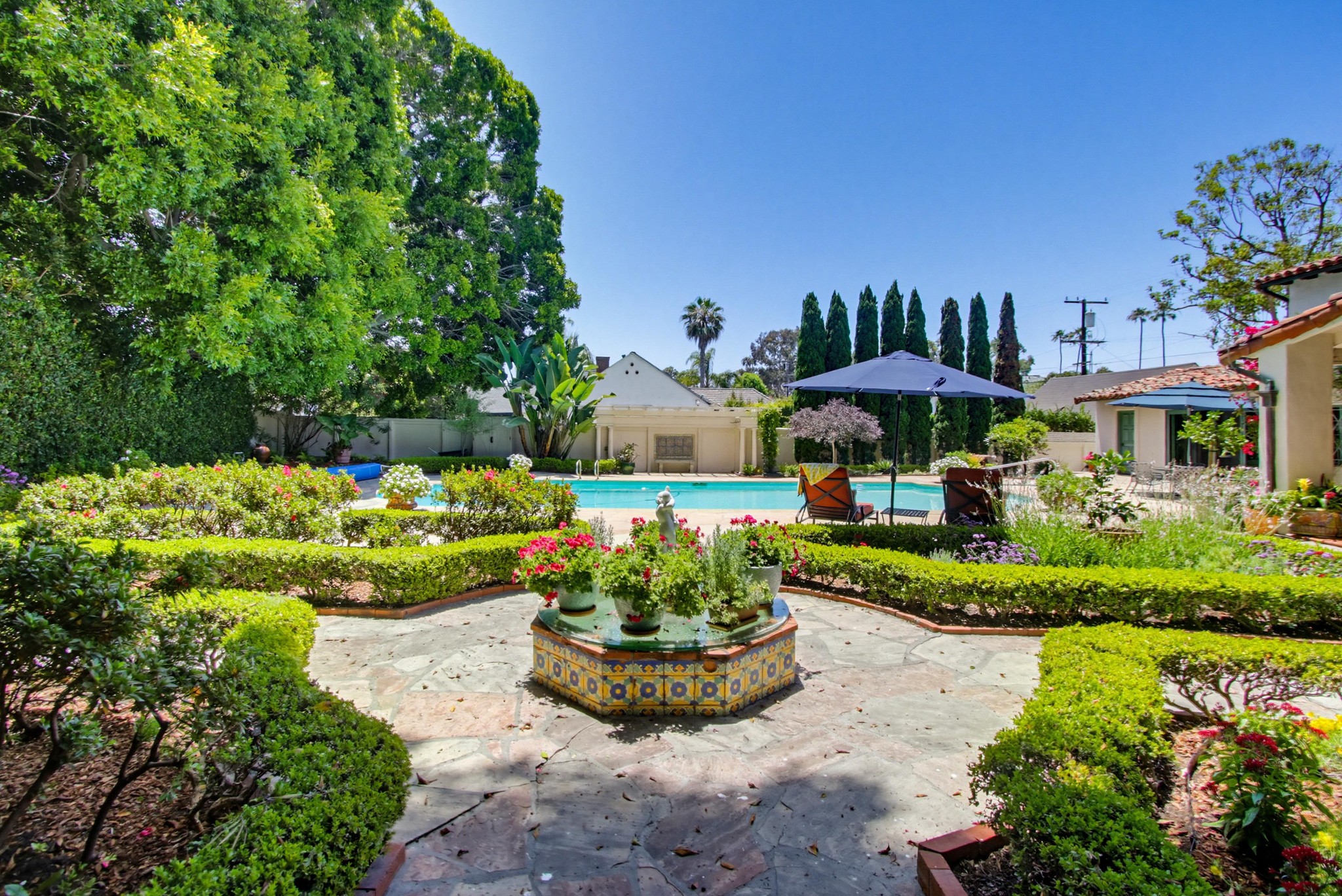 Virtual tour photo 40 of 53 for 391 Via Del Norte