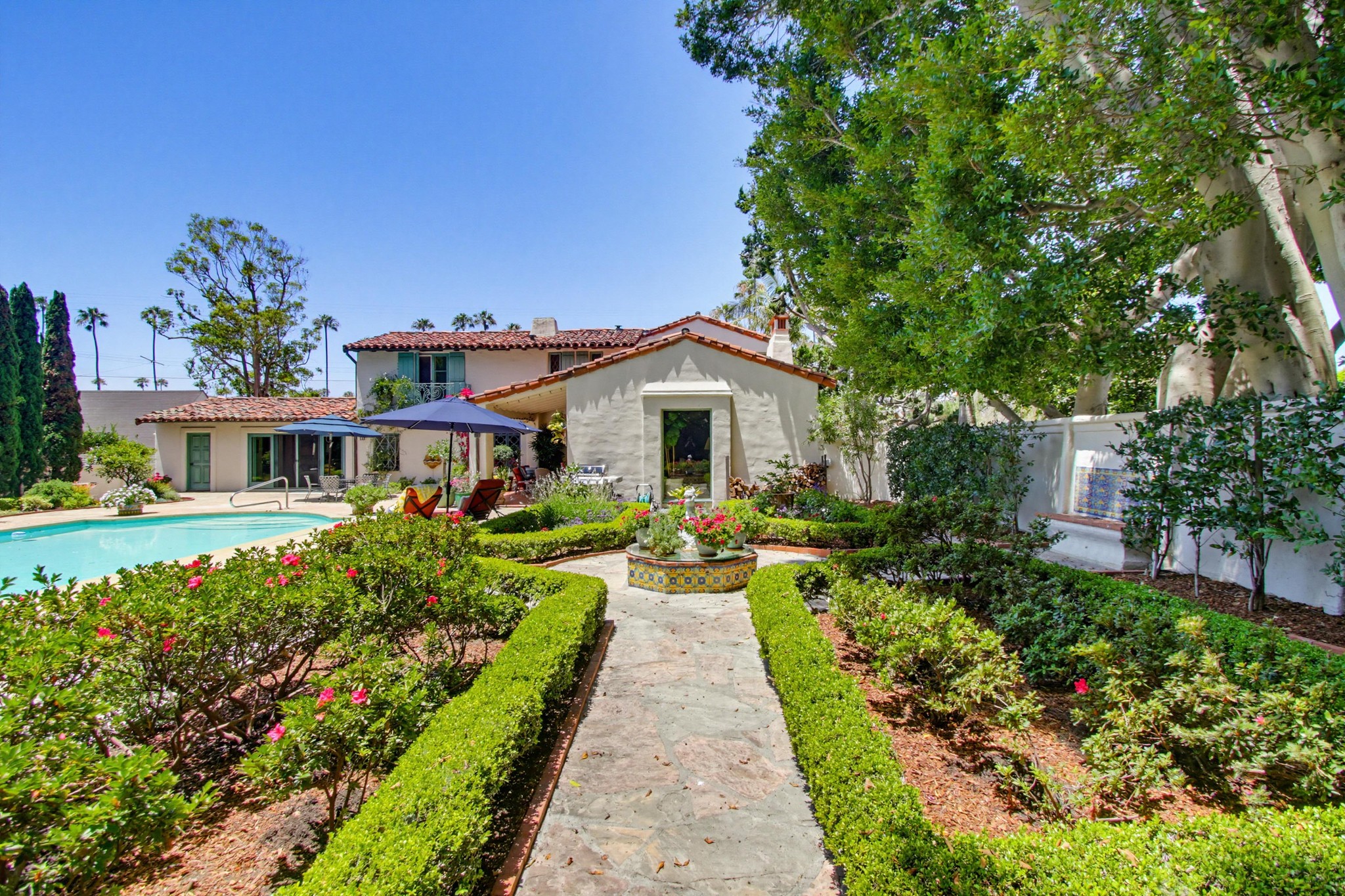 Virtual tour photo 42 of 53 for 391 Via Del Norte