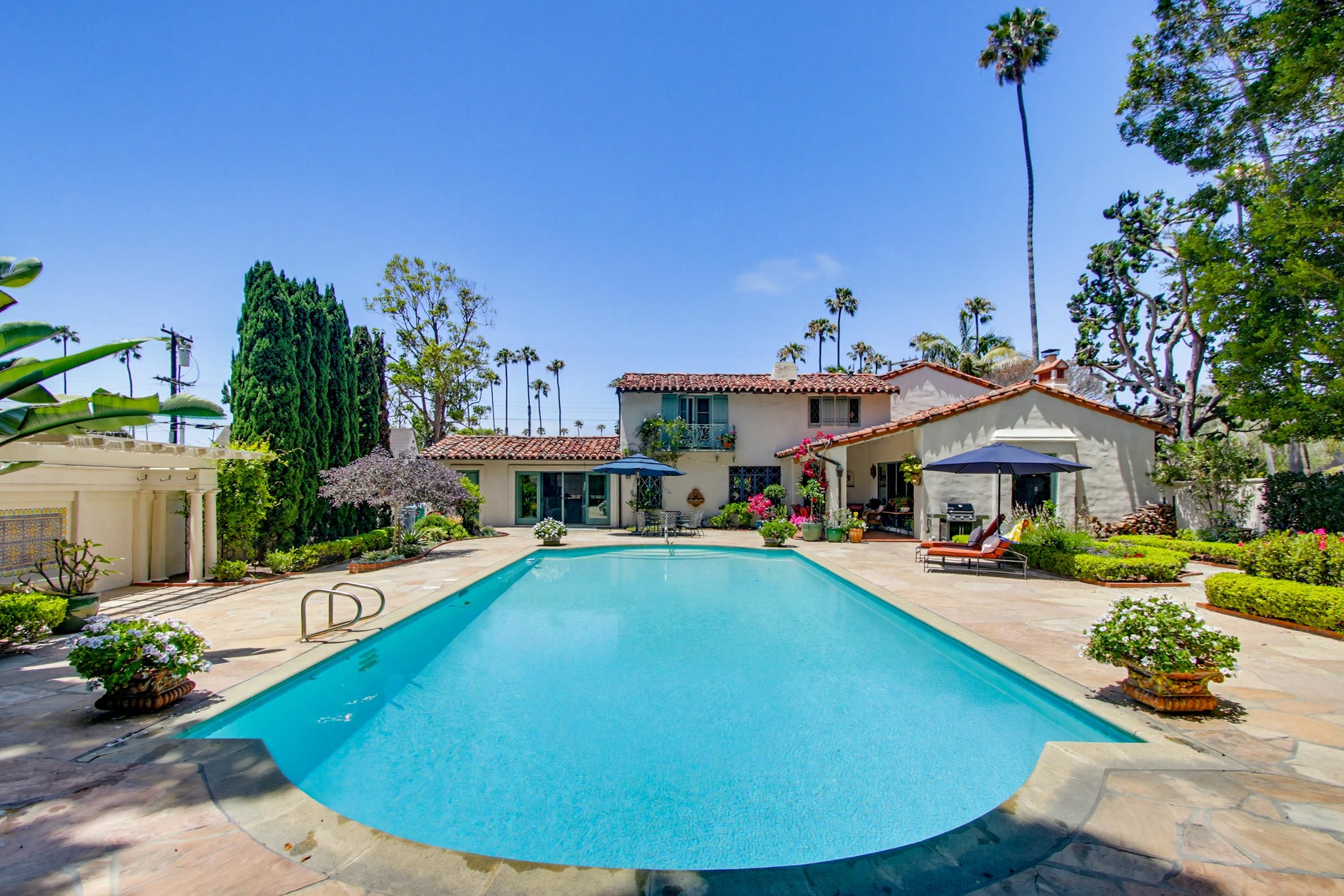 Virtual tour photo 44 of 53 for 391 Via Del Norte