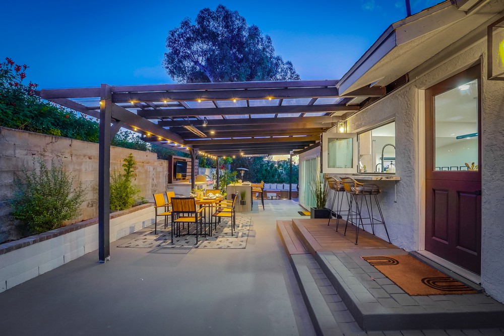 Virtual tour photo 13 of 117 for 3910 La Cresta Dr
