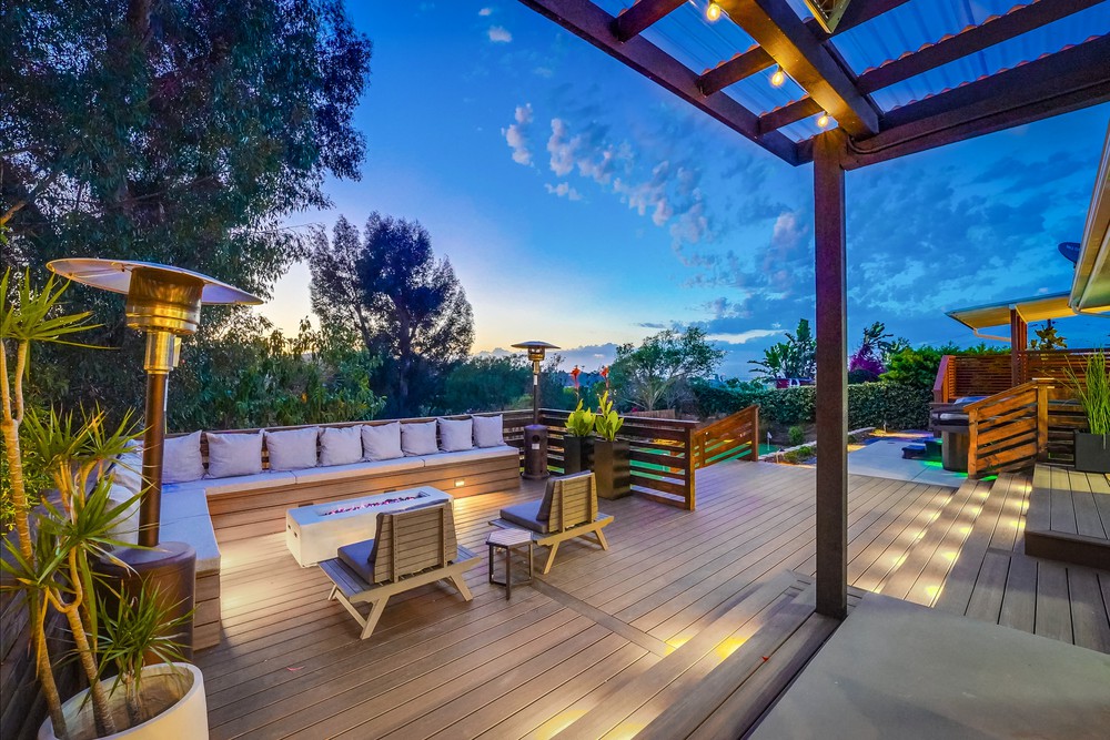 Virtual tour photo 24 of 117 for 3910 La Cresta Dr