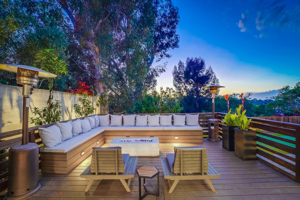 Virtual tour photo 27 of 117 for 3910 La Cresta Dr