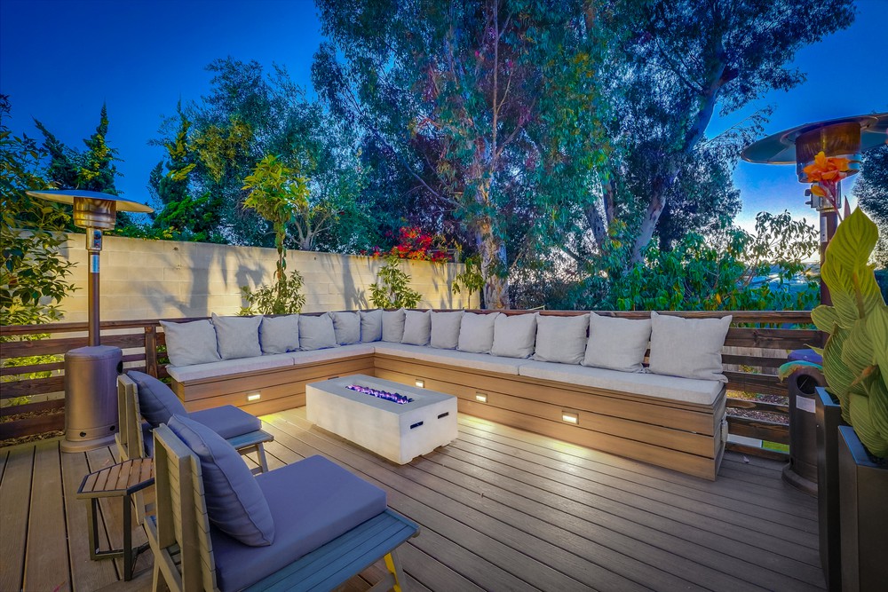 Virtual tour photo 28 of 117 for 3910 La Cresta Dr