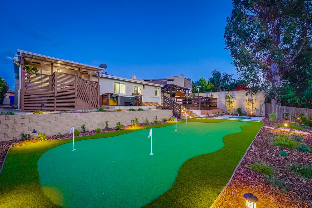 Virtual tour photo 35 of 117 for 3910 La Cresta Dr
