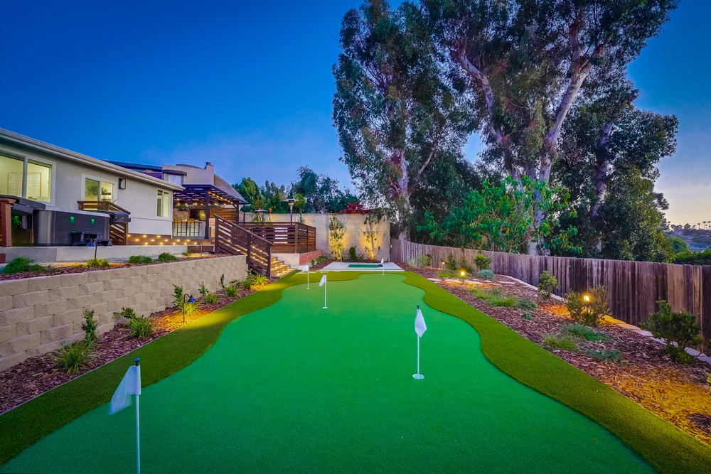 Virtual tour photo 42 of 117 for 3910 La Cresta Dr