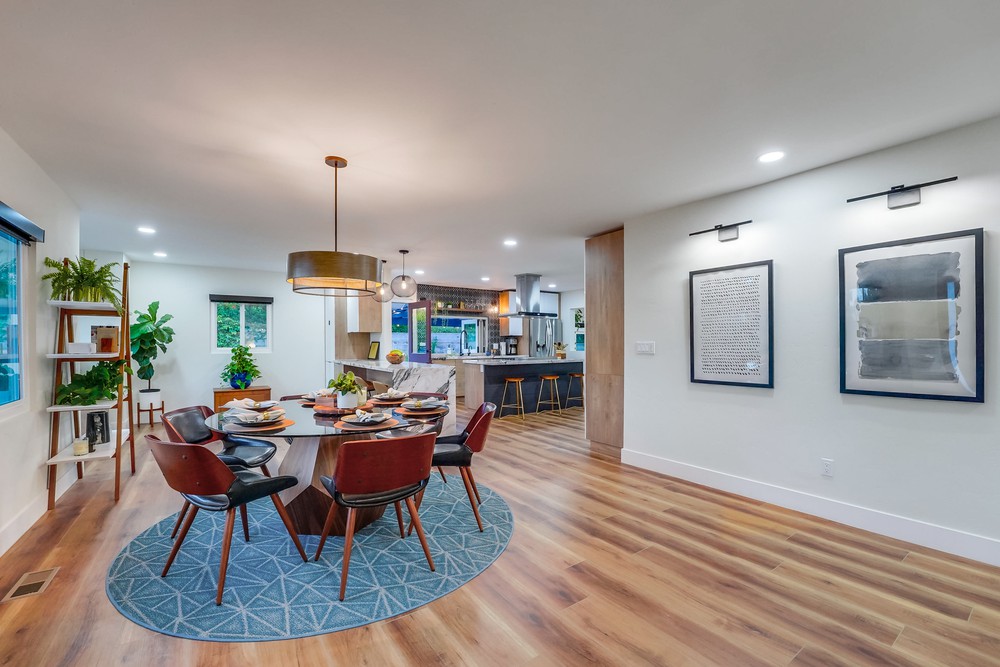 Virtual tour photo 47 of 117 for 3910 La Cresta Dr
