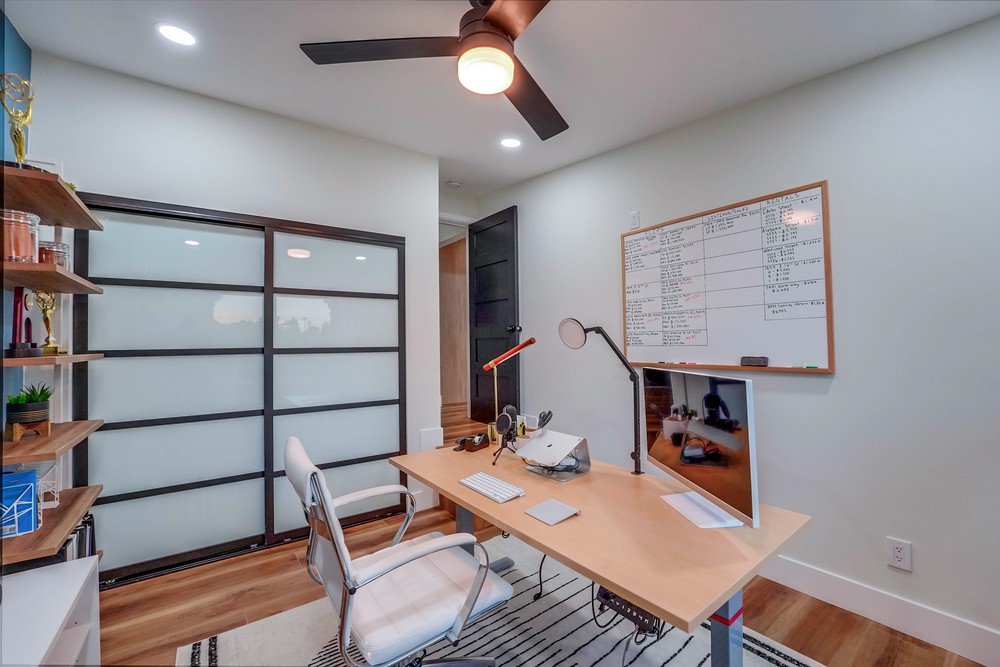 Virtual tour photo 70 of 117 for 3910 La Cresta Dr