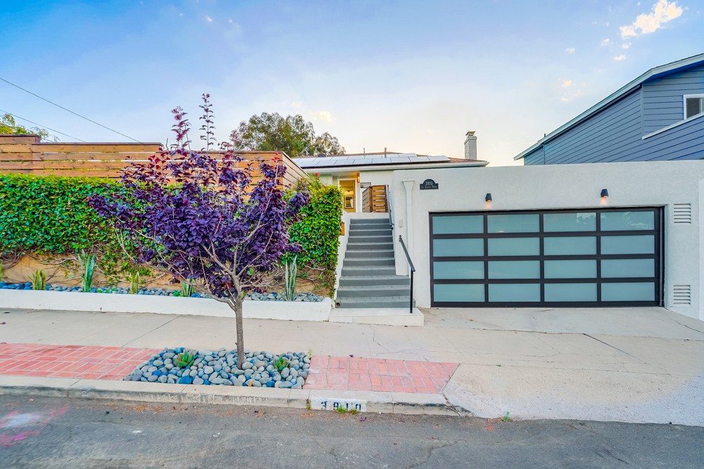 Virtual tour photo 83 of 117 for 3910 La Cresta Dr