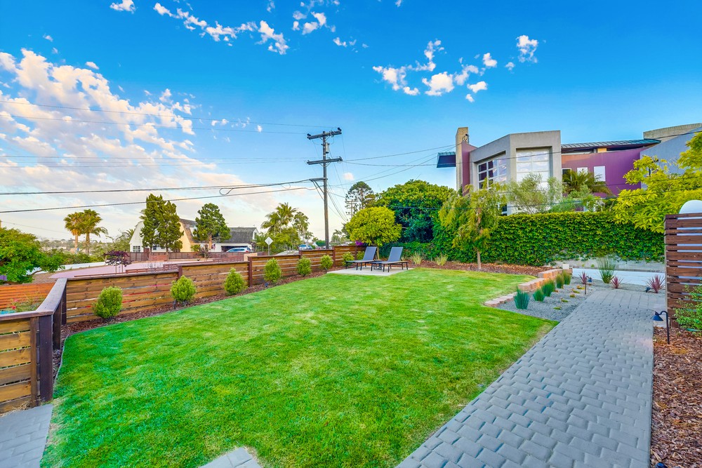 Virtual tour photo 86 of 117 for 3910 La Cresta Dr