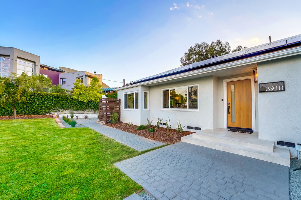 Virtual tour photo 87 of 117 for 3910 La Cresta Dr