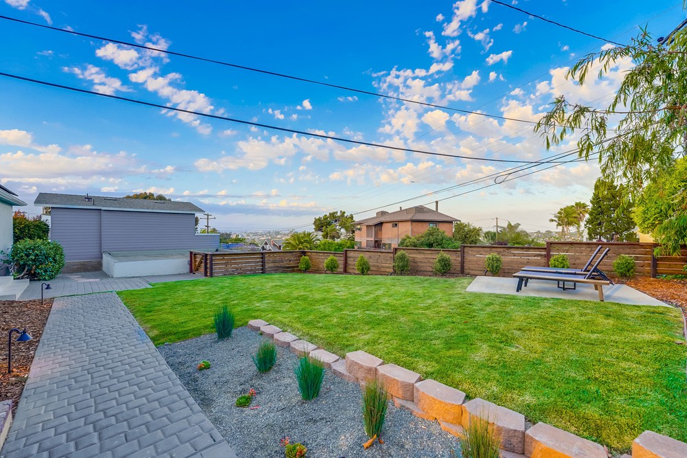 Virtual tour photo 89 of 117 for 3910 La Cresta Dr