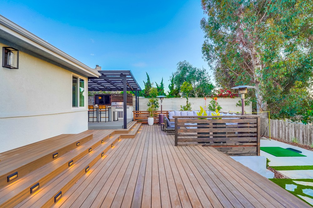 Virtual tour photo 107 of 117 for 3910 La Cresta Dr