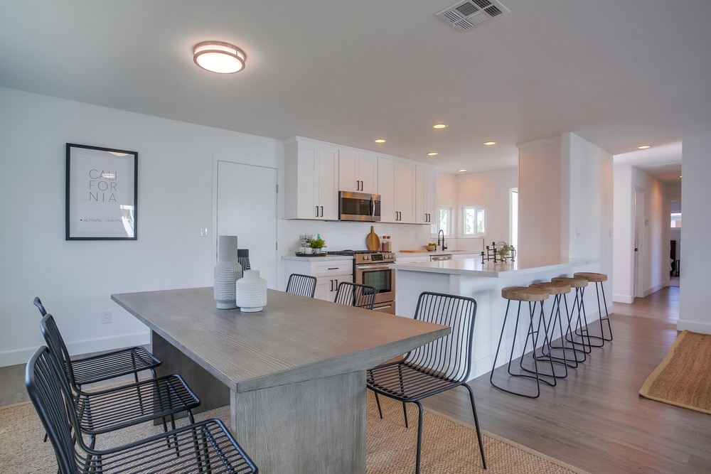 Virtual tour photo 10 of 44 for 3910 Mt Blackburn Ave