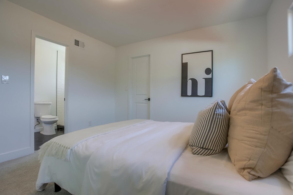 Virtual tour photo 20 of 44 for 3910 Mt Blackburn Ave