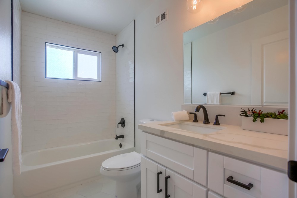 Virtual tour photo 33 of 44 for 3910 Mt Blackburn Ave