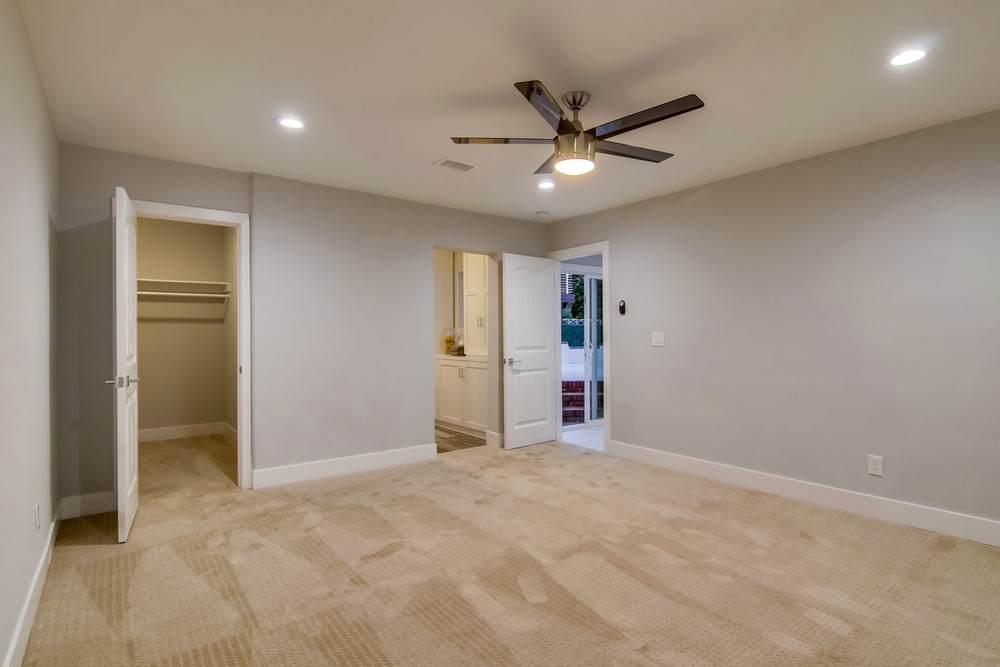 Virtual tour photo 48 of 88 for 3911 Clark St