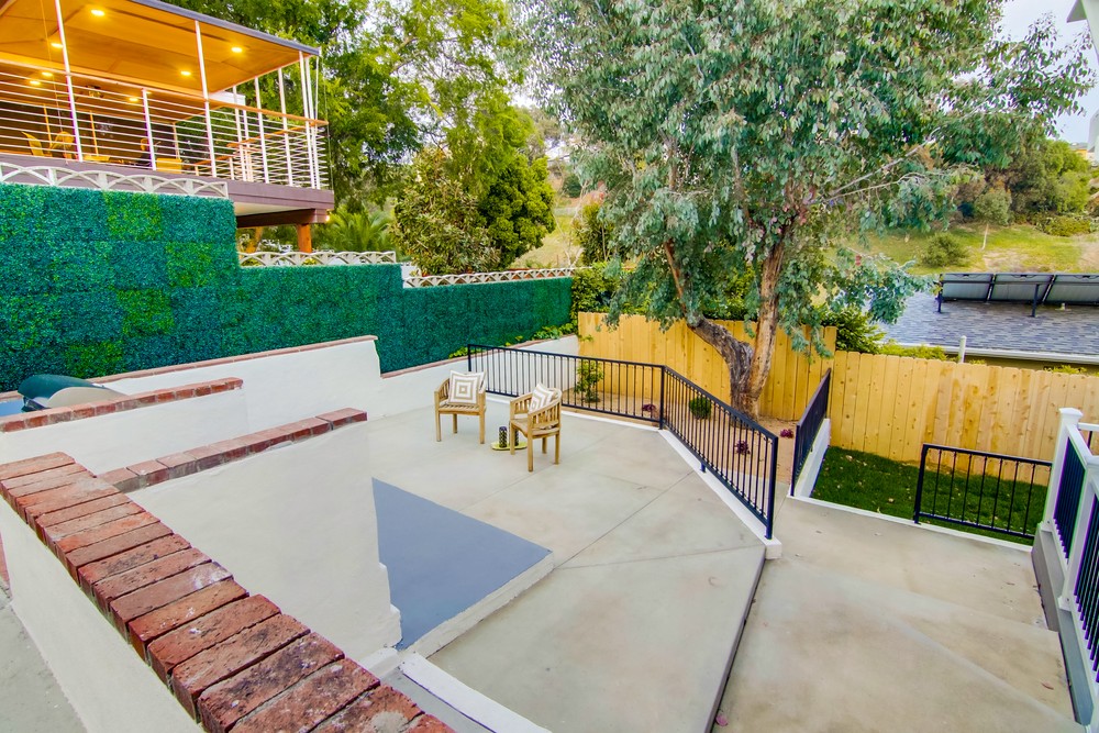 Virtual tour photo 75 of 88 for 3911 Clark St