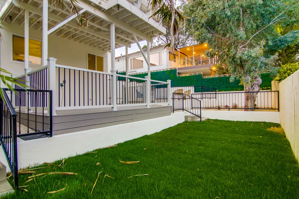 Virtual tour photo 82 of 88 for 3911 Clark St
