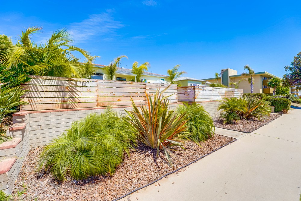 Virtual tour photo 3 of 57 for 3911 Haines St