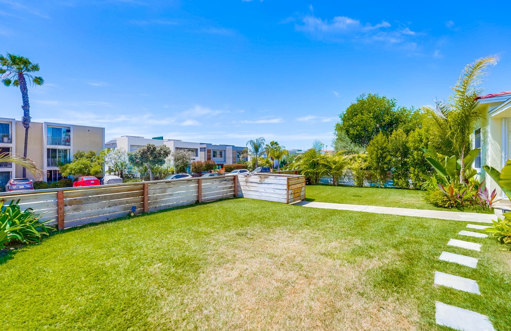 Virtual tour photo 10 of 57 for 3911 Haines St