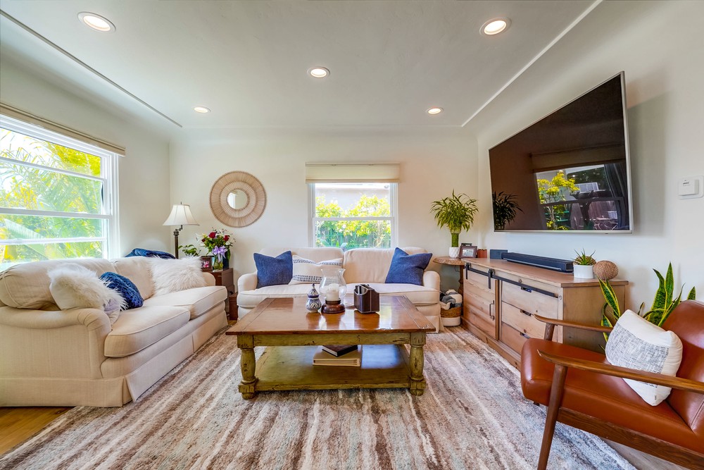 Virtual tour photo 14 of 57 for 3911 Haines St