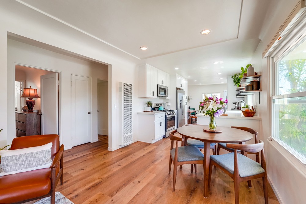 Virtual tour photo 17 of 57 for 3911 Haines St