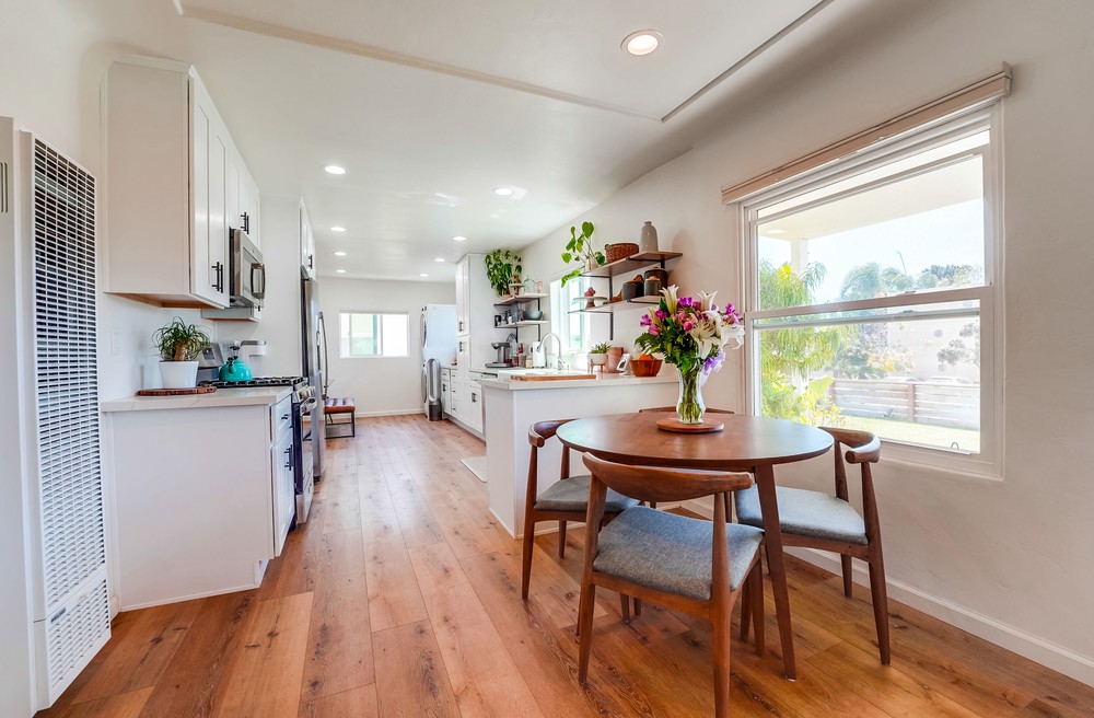 Virtual tour photo 18 of 57 for 3911 Haines St