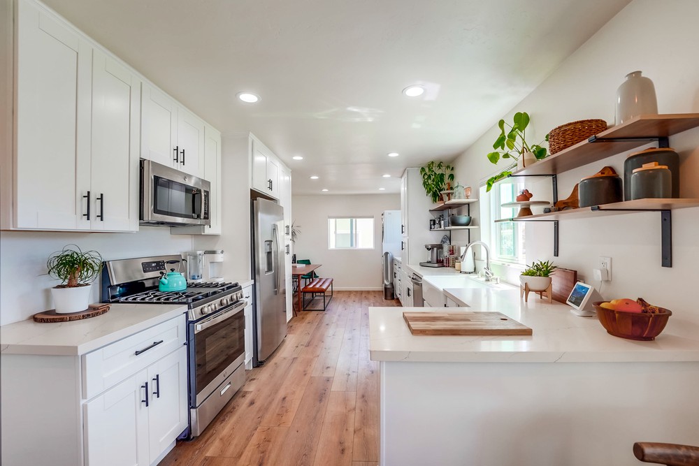 Virtual tour photo 22 of 57 for 3911 Haines St