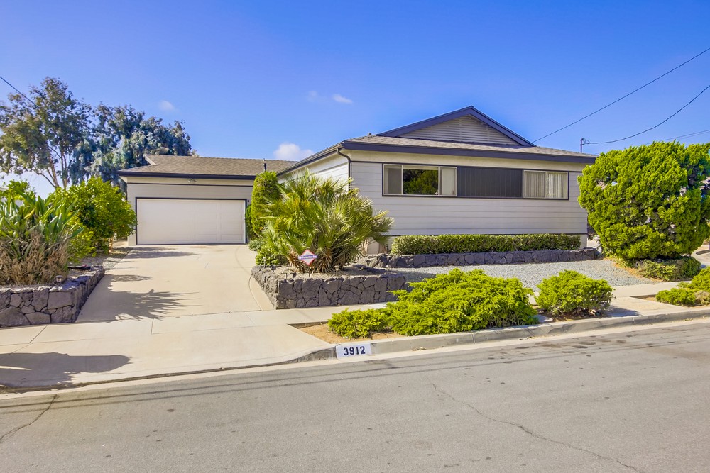 Virtual tour photo 1 of 37 for 3912 Hughes Ct