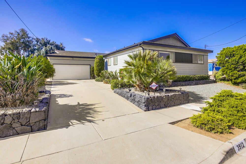 Virtual tour photo 5 of 37 for 3912 Hughes Ct