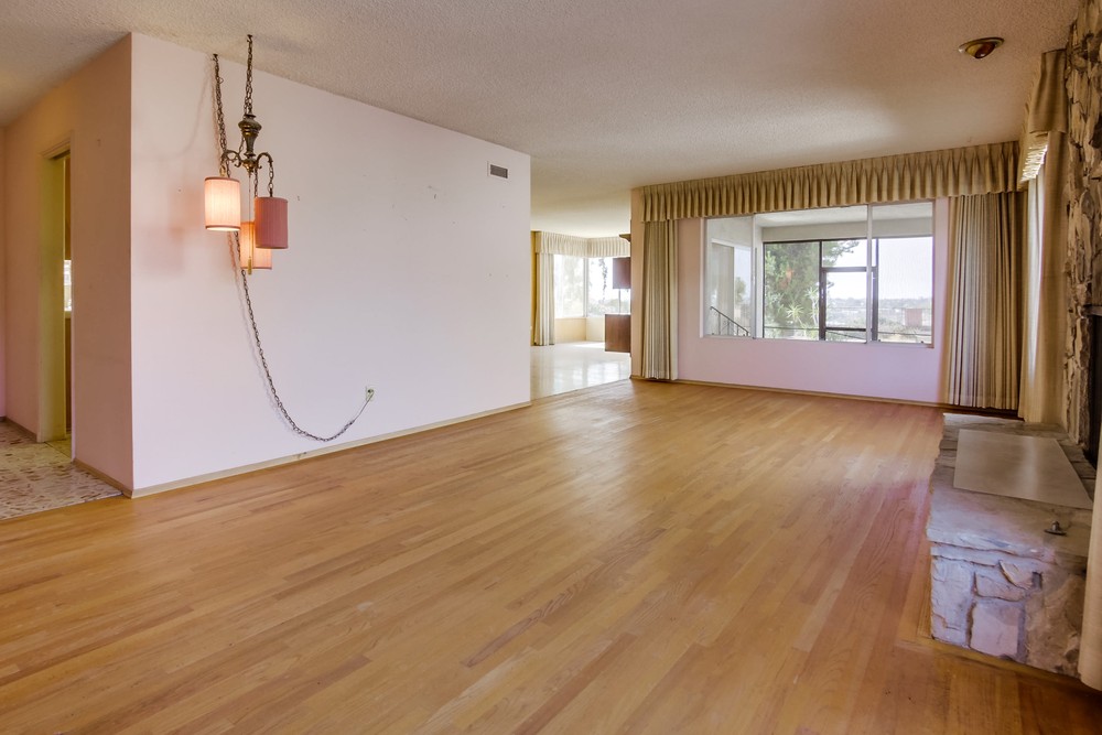 Virtual tour photo 9 of 37 for 3912 Hughes Ct