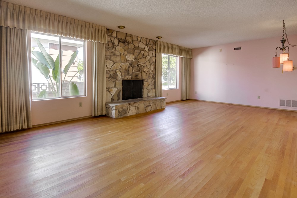 Virtual tour photo 10 of 37 for 3912 Hughes Ct