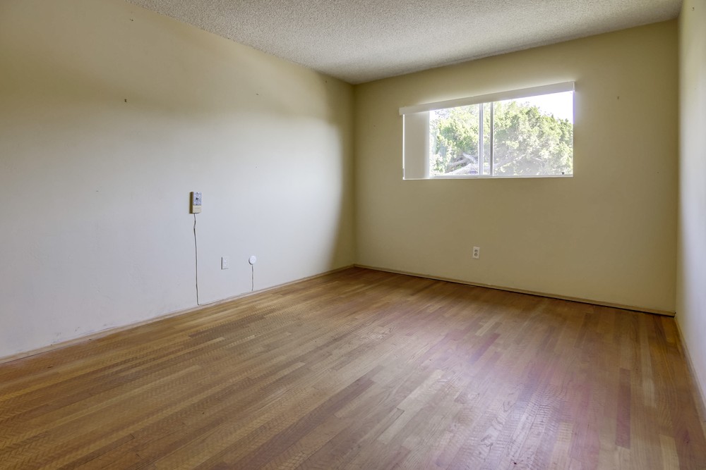 Virtual tour photo 25 of 37 for 3912 Hughes Ct