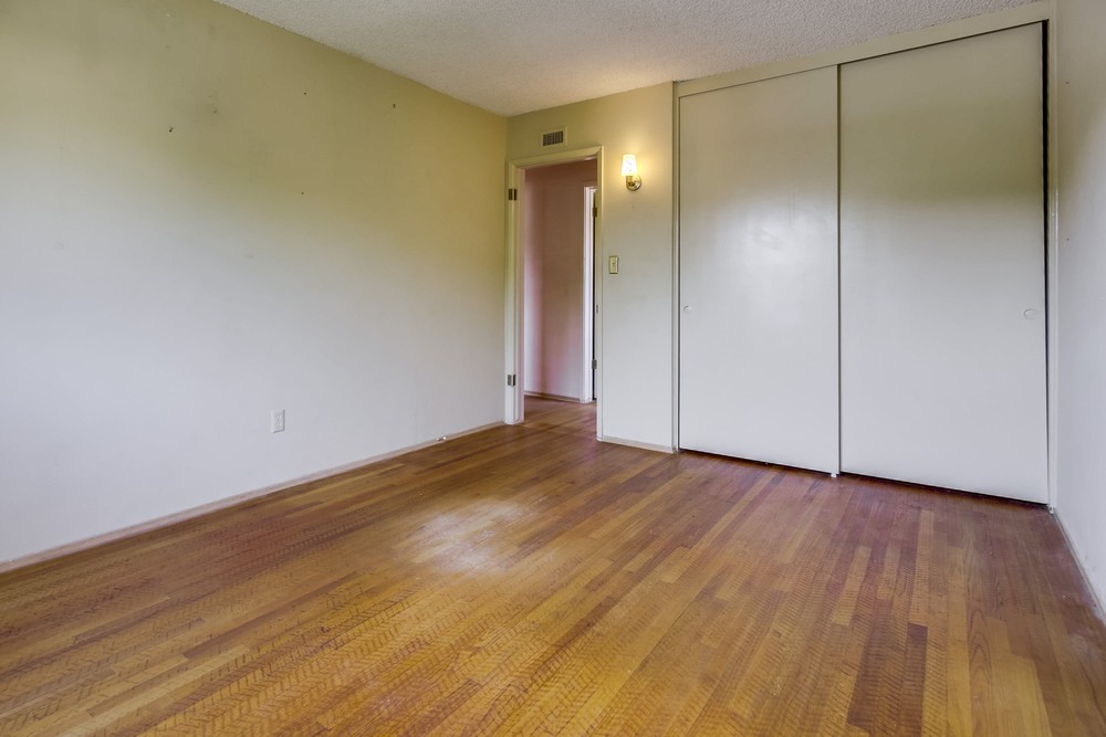 Virtual tour photo 26 of 37 for 3912 Hughes Ct