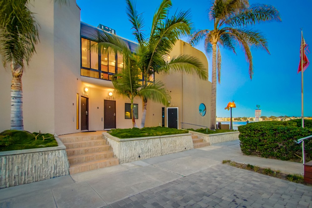 Virtual tour photo 3 of 58 for 3914 Bayside Walk