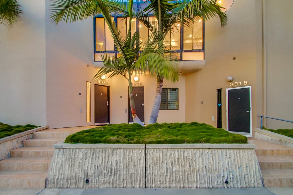 Virtual tour photo 4 of 58 for 3914 Bayside Walk