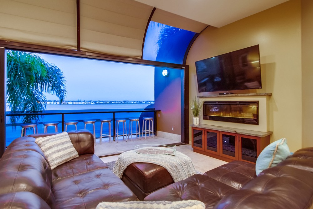 Virtual tour photo 12 of 58 for 3914 Bayside Walk