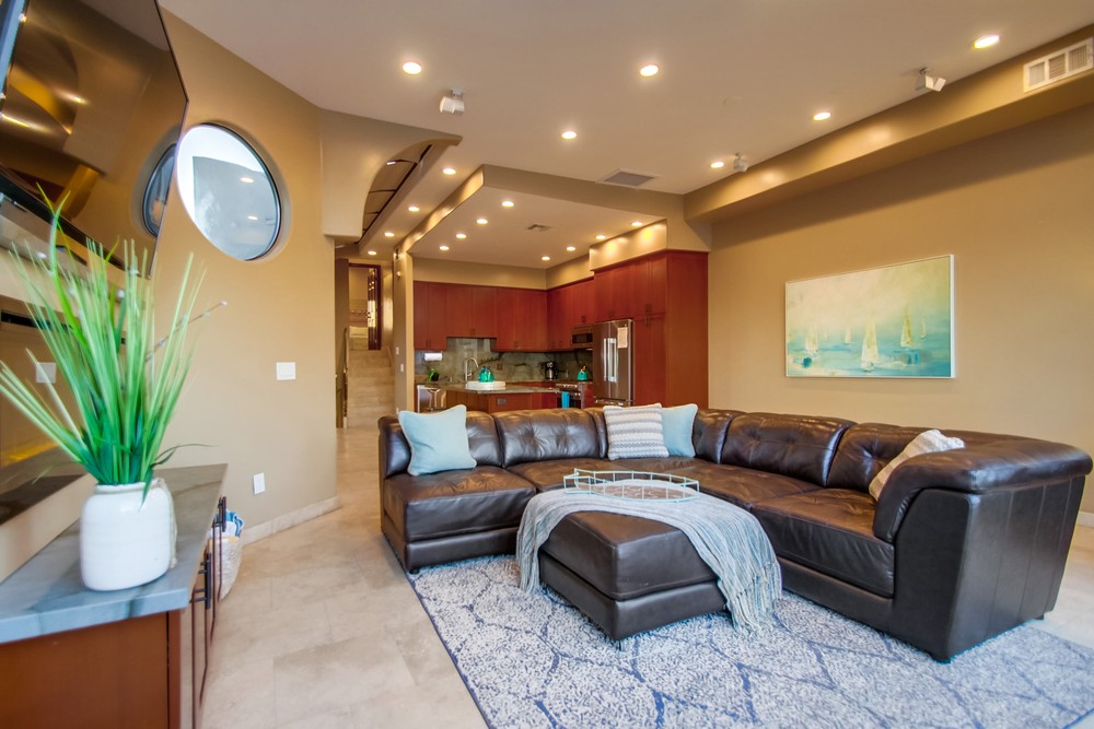Virtual tour photo 19 of 58 for 3914 Bayside Walk