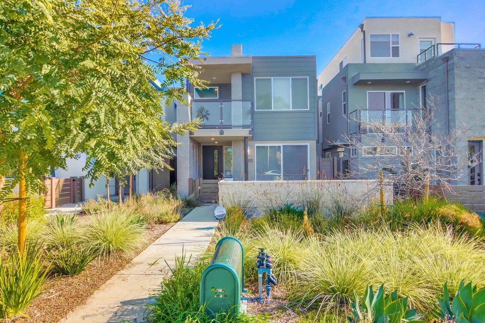 Virtual tour photo 1 of 43 for 3915 Shasta St