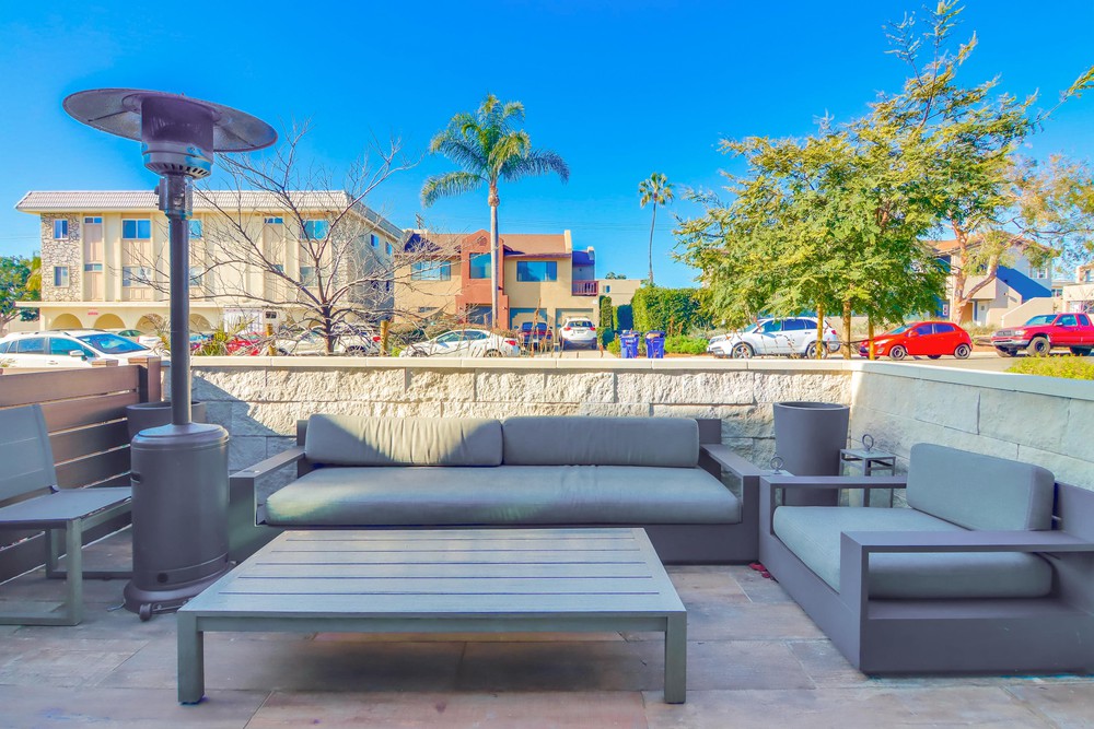Virtual tour photo 7 of 43 for 3915 Shasta St