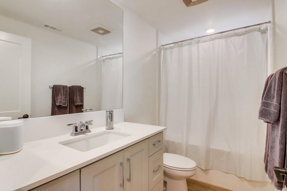 Virtual tour photo 24 of 43 for 3915 Shasta St