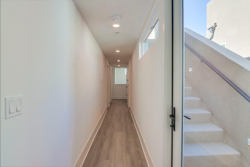 Virtual tour photo 36 of 43 for 3915 Shasta St