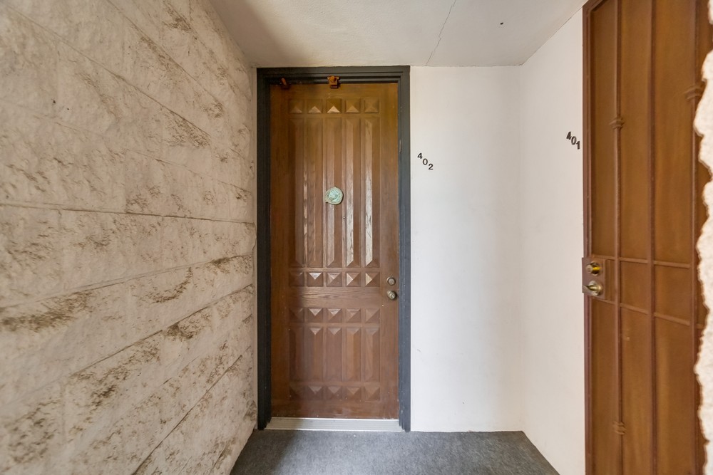 Virtual tour photo 9 of 62 for 3916 Riviera Dr Unit #402