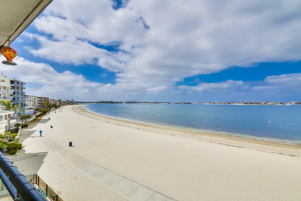Virtual tour photo 28 of 62 for 3916 Riviera Dr Unit #402