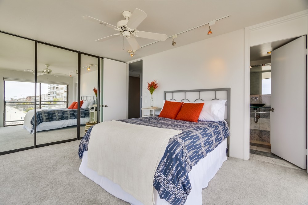 Virtual tour photo 34 of 62 for 3916 Riviera Dr Unit #402