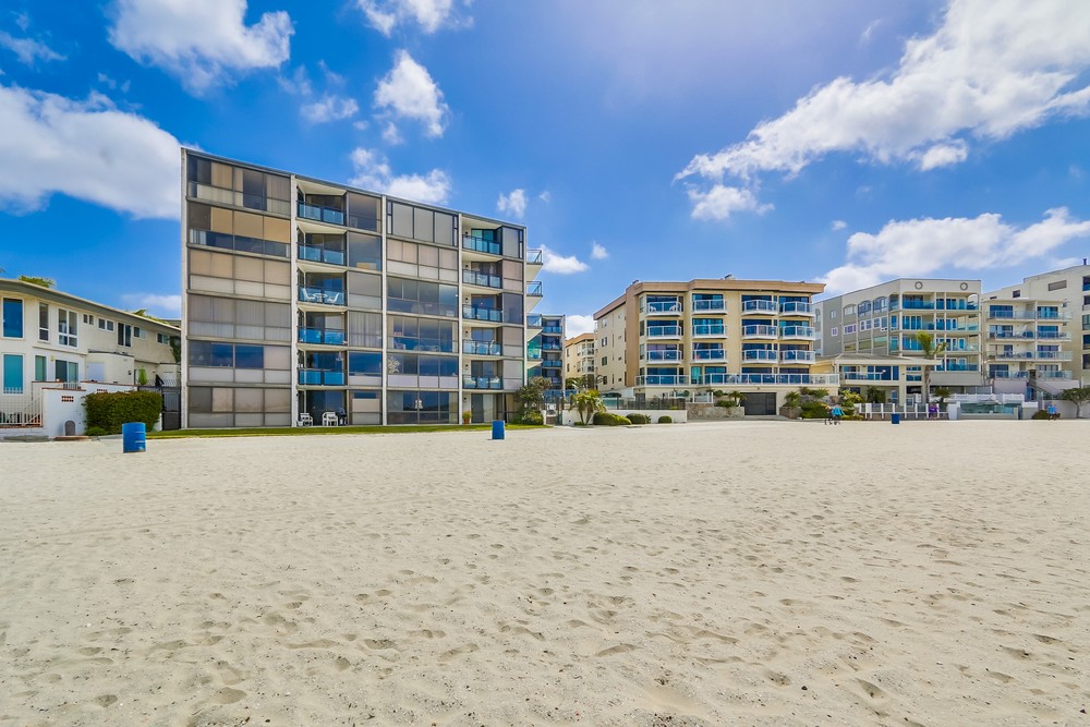 Virtual tour photo 58 of 62 for 3916 Riviera Dr Unit #402