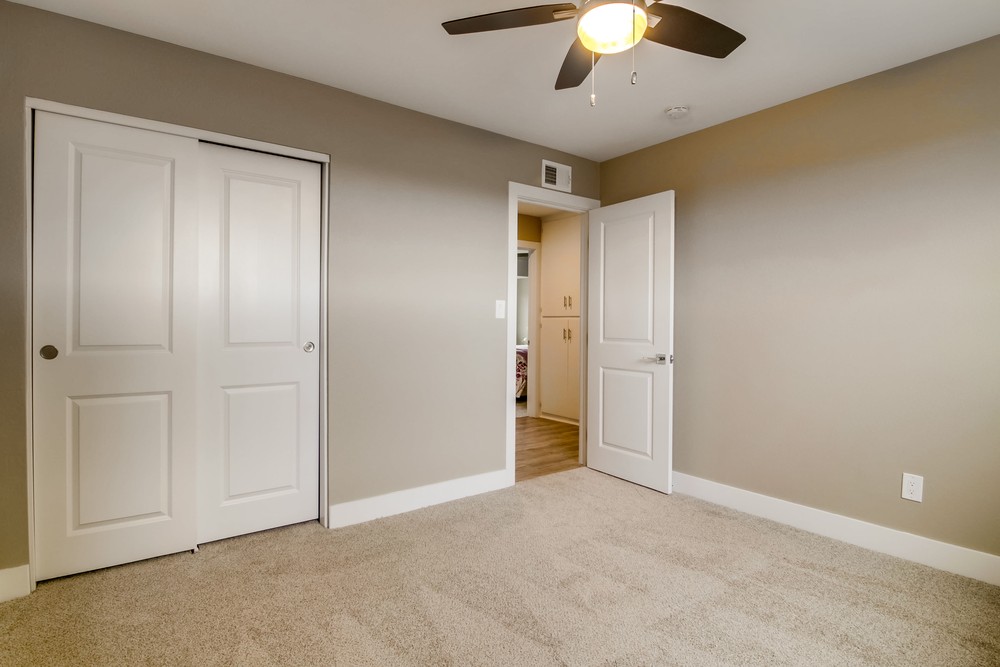 Virtual tour photo 37 of 43 for 3918 Ashford St
